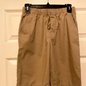 Super nice khaki boy shorts with adjustable waist
